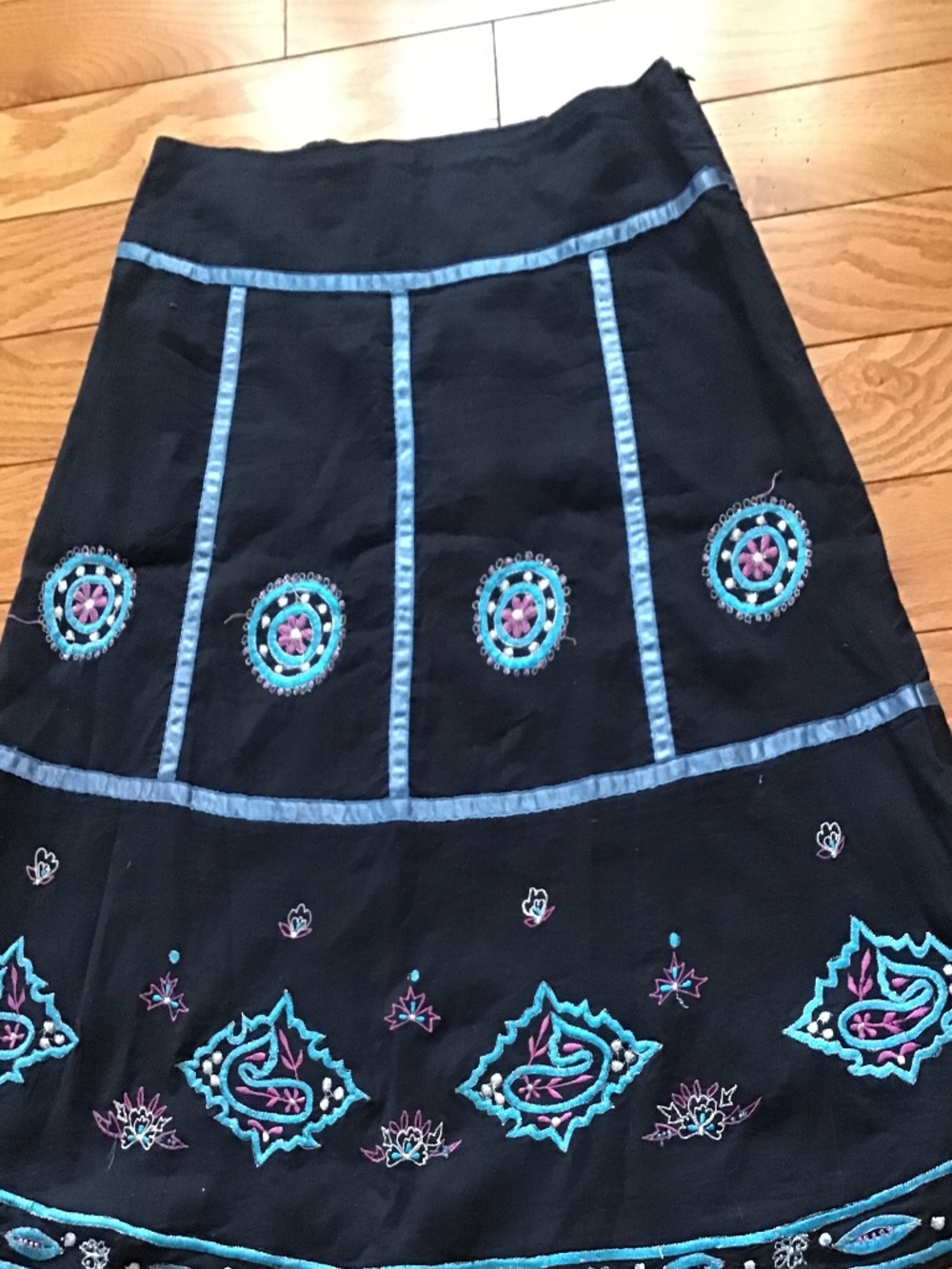 Embroidered Summer skirt